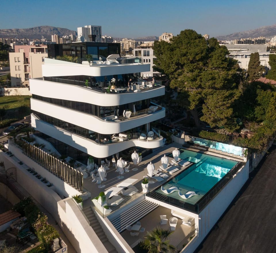 Neighbourhood, City view, Street view, Swimming pool