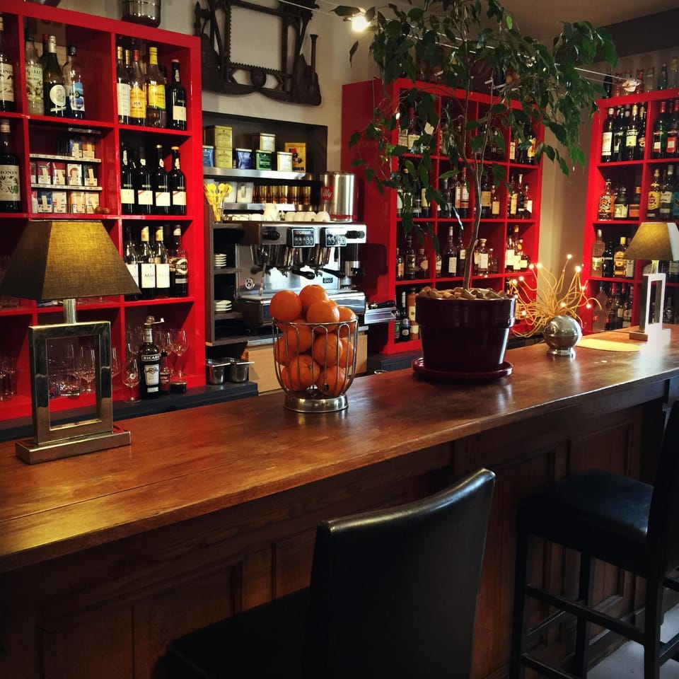 Lounge or bar