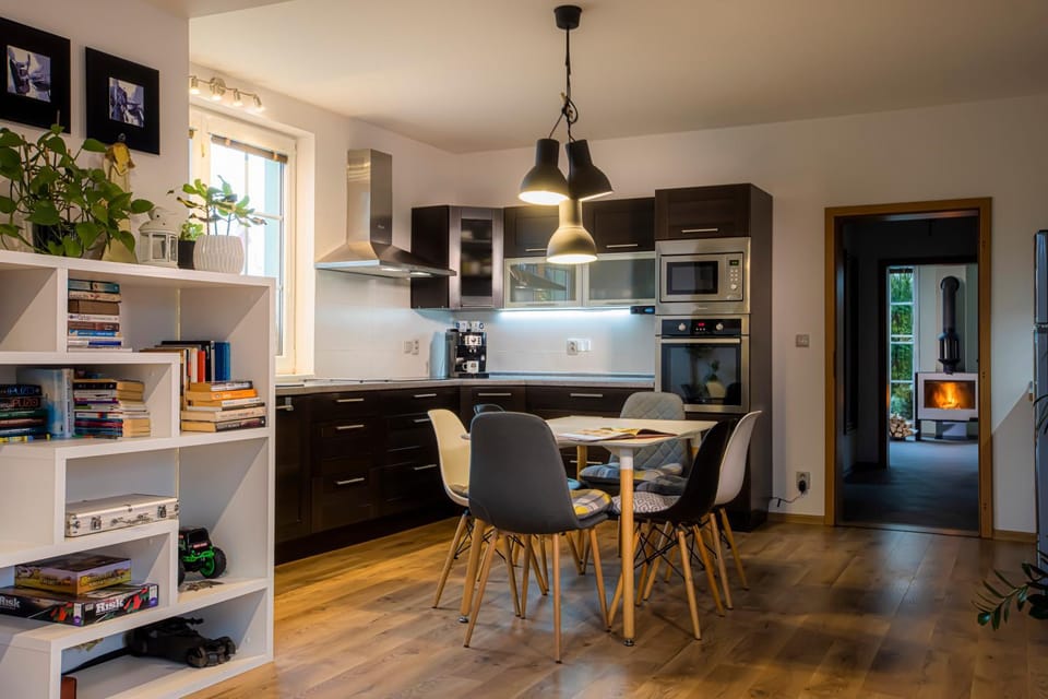 Dining area, microwave, oven, kitchen