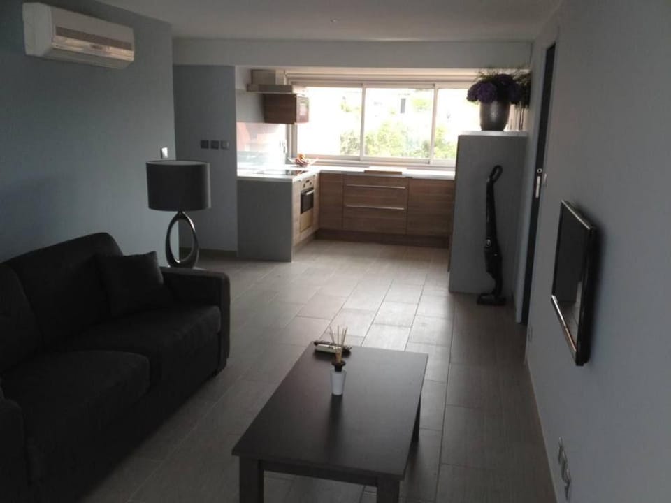 Les Satines Apartment in Gruissan