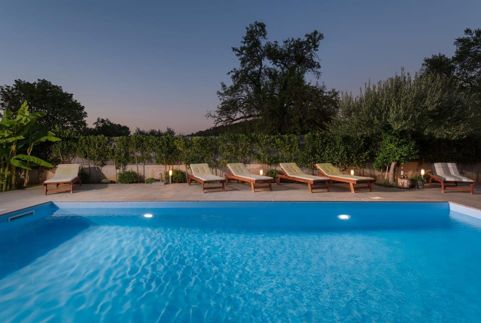 Balcony/Terrace, Swimming pool