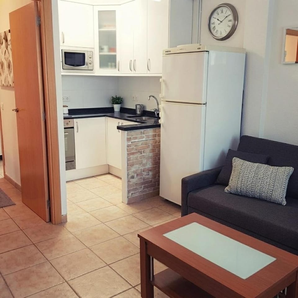 Kitchen or kitchenette, Living room