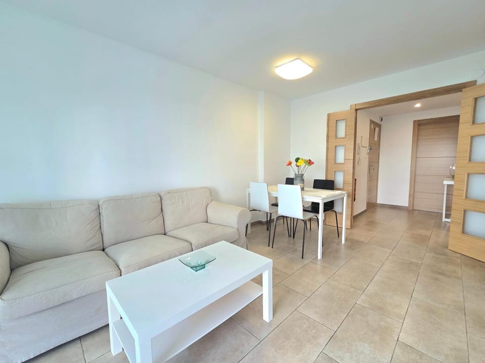 Living room, Dining area, air conditioner