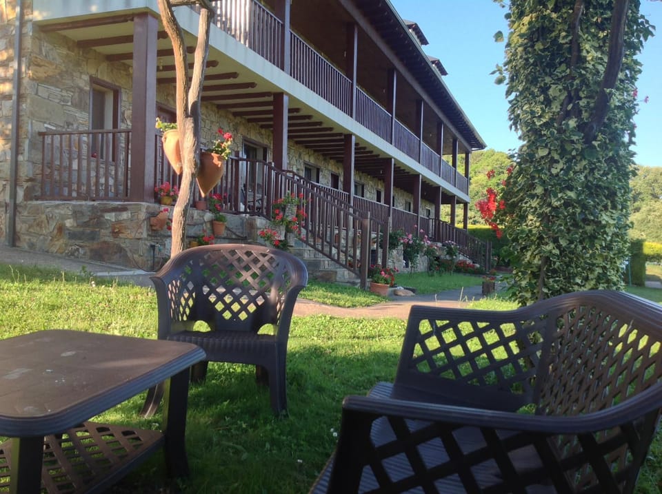 Garden, Balcony/Terrace