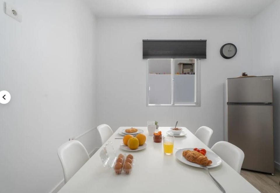 Habitaciones IFAE Apartment in Canary Islands