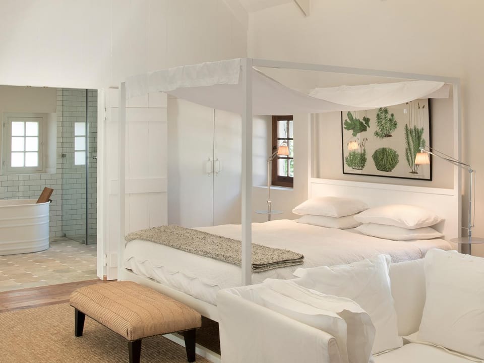 Shower, Bed, Bathroom, Bedroom, Bath