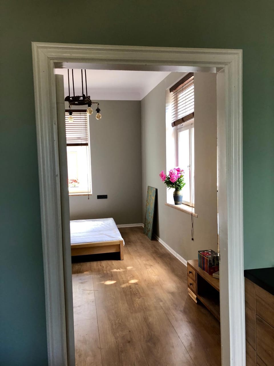 Bed, Decorative detail, Bedroom