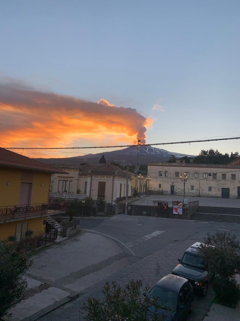 Neighbourhood, Sunset
