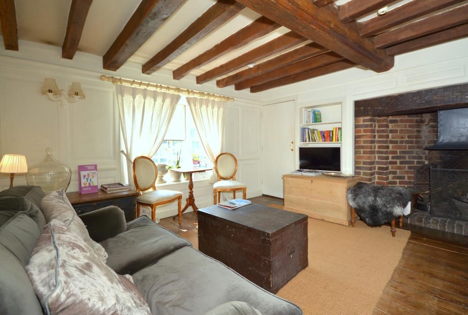 Chequers Hotel Hotel in Pulborough