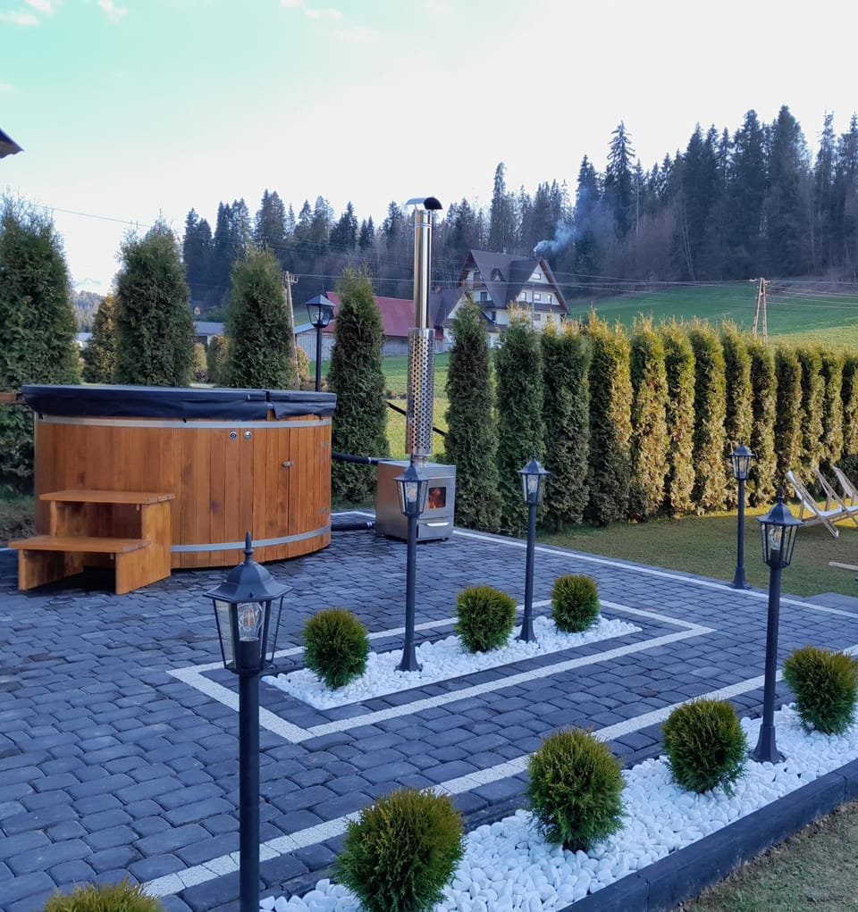 Natural landscape, Garden, Hot Tub, Massage, Windsurfing, Garden view