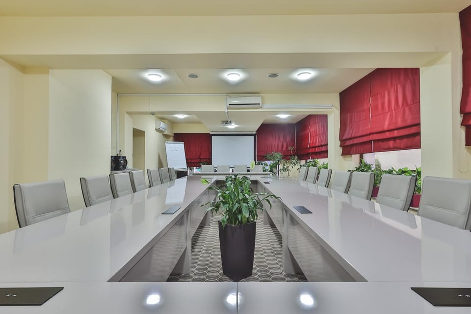 Meeting/conference room