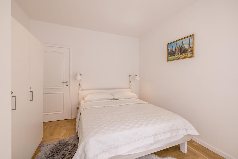 Bed, Bedroom, wardrobe