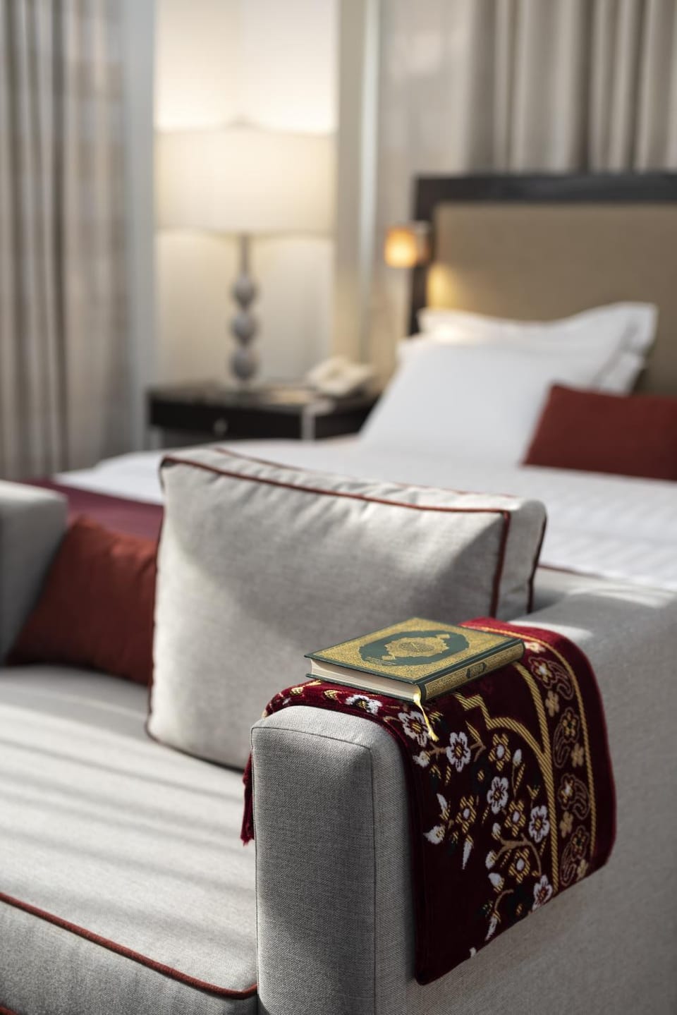 Bed, Living room, Photo of the whole room, Seating area, Bedroom