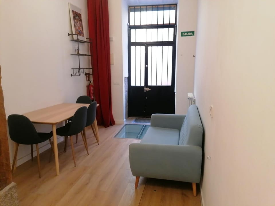 Apartamento de diseño Malasaña Apartment in Centro