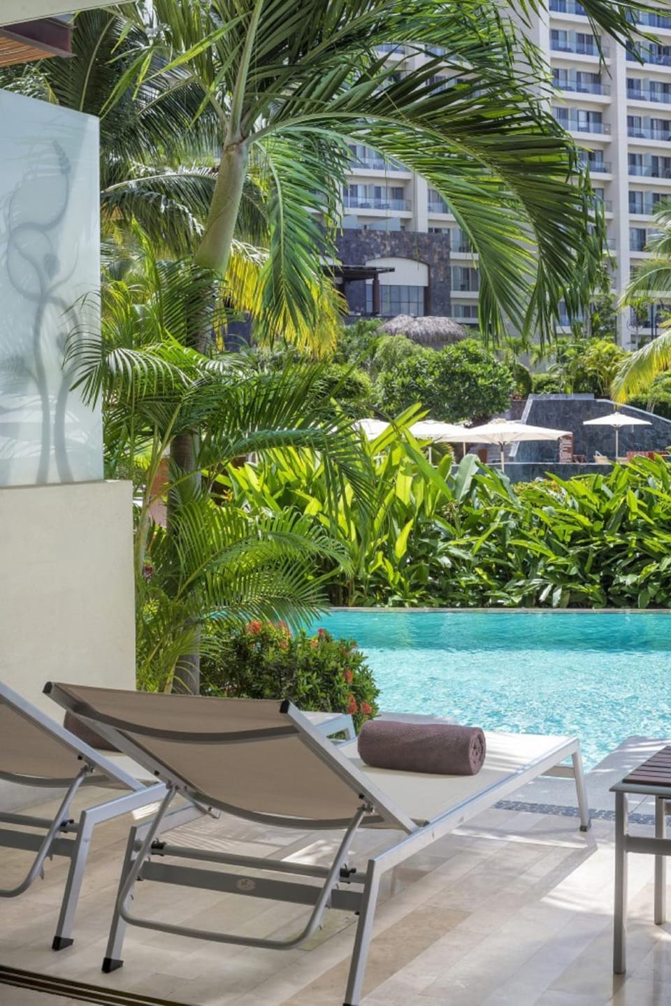 Balcony/Terrace, Garden view, Pool view