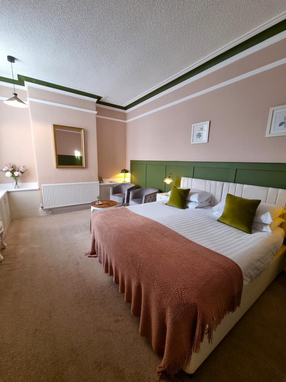 Bed, Photo of the whole room