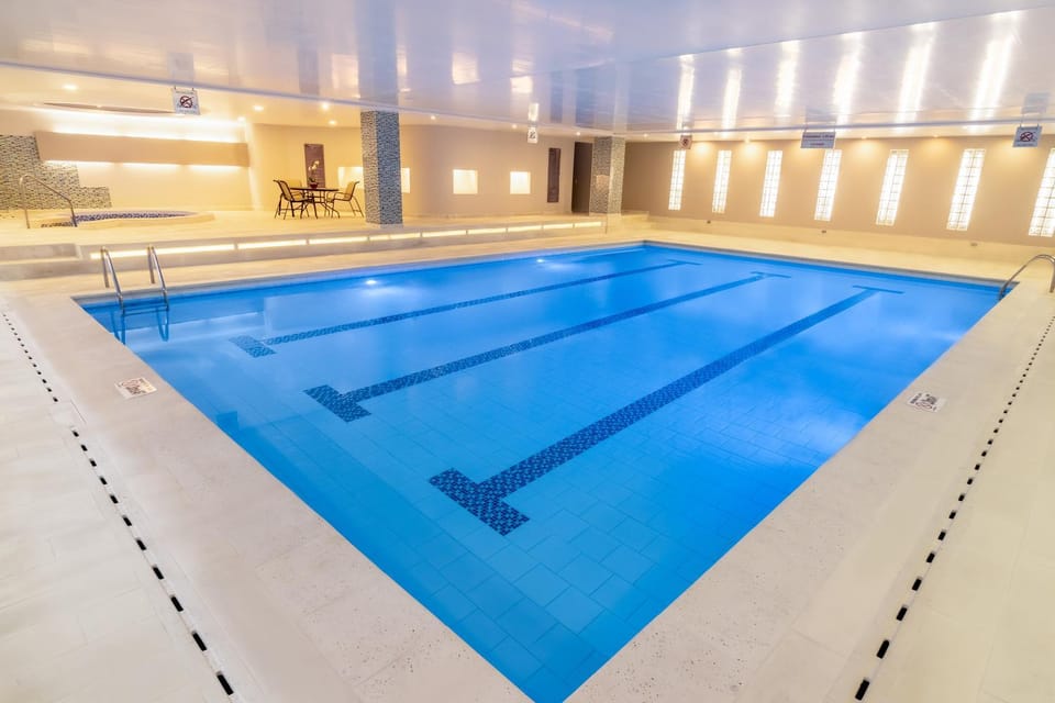 Pool view, Swimming pool
