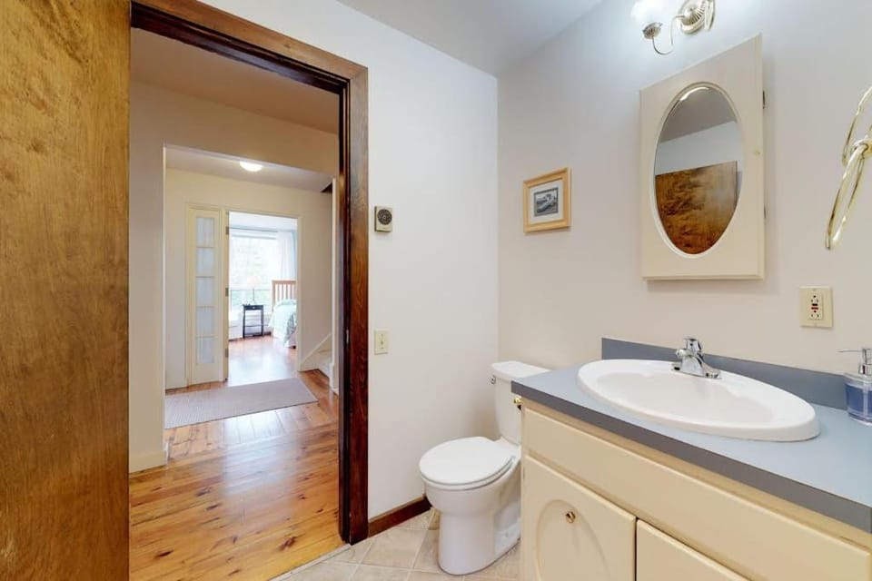 Bathroom, Bath