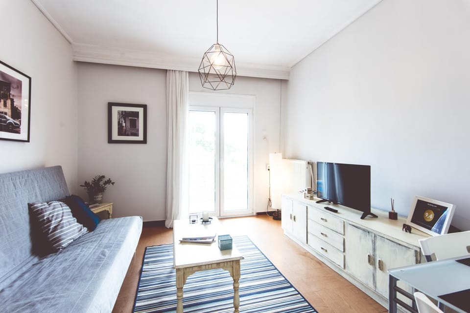 Communal lounge/ TV room, Living room, Bedroom