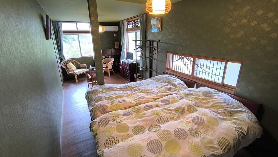 Living room, Bedroom