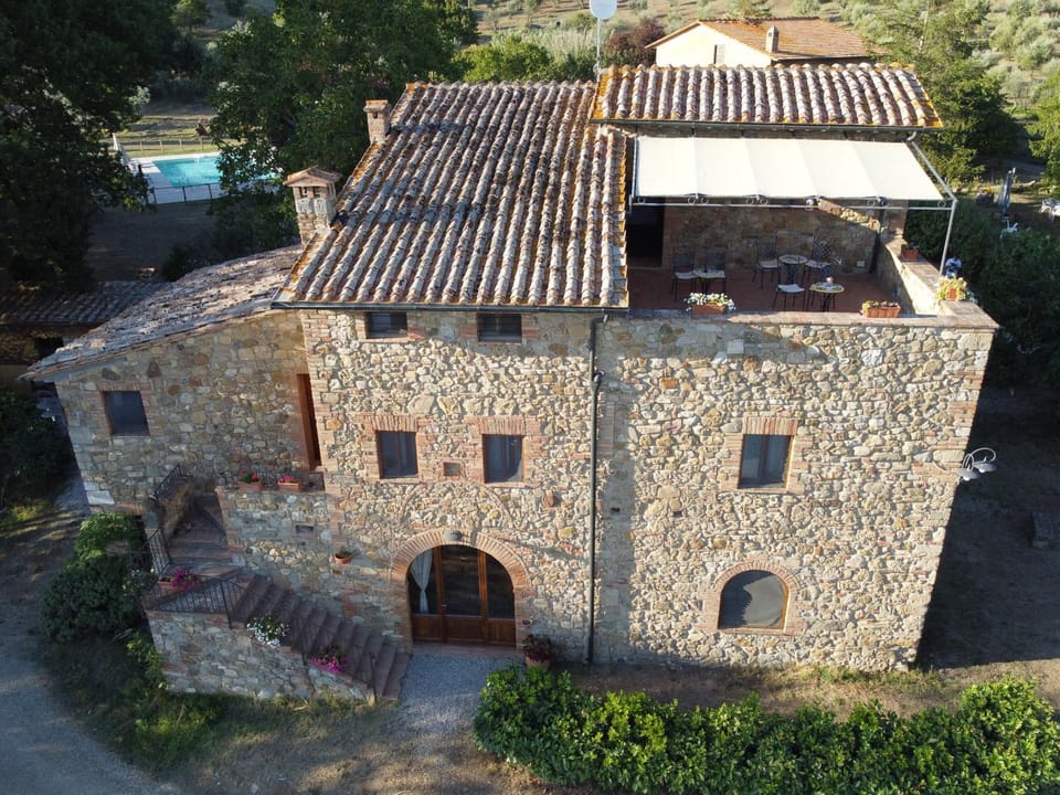 Property building, Balcony/Terrace, Swimming pool