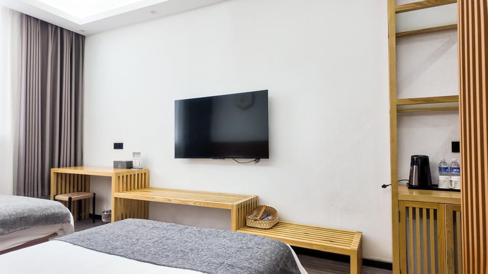 Lin Xi Hotel Pudong PVG Airport Disneyland Free Shuttle Hotel in Shanghai