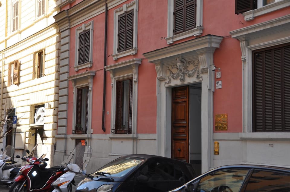 Property building, Facade/entrance