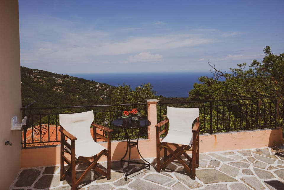 View (from property/room), Balcony/Terrace, hair dresser
