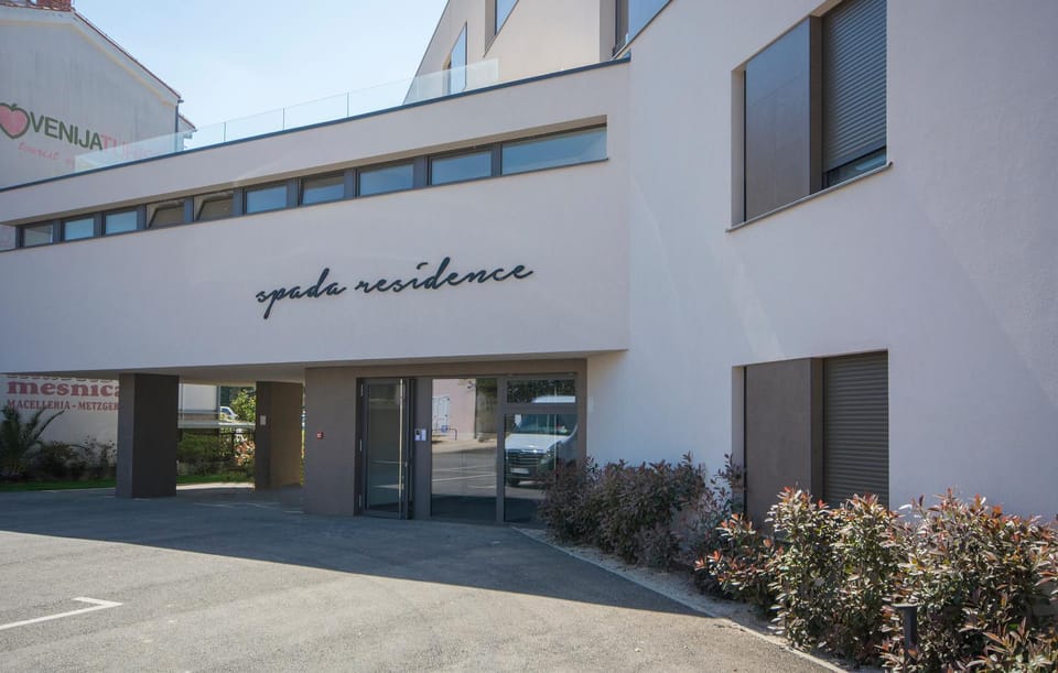 Property building, Parking