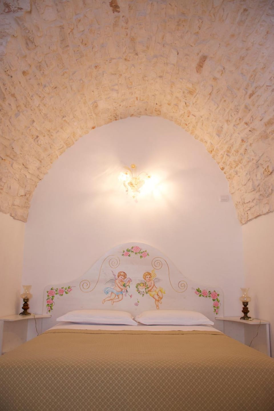 Bed, Decorative detail, Bedroom