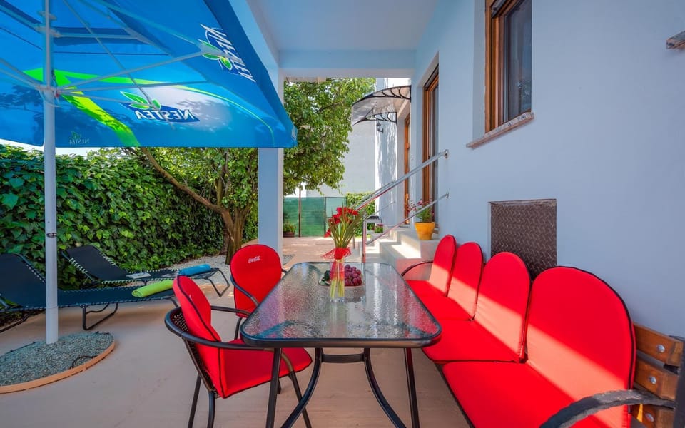 The Willow Garden Apartment House Bed and Breakfast in Istria County