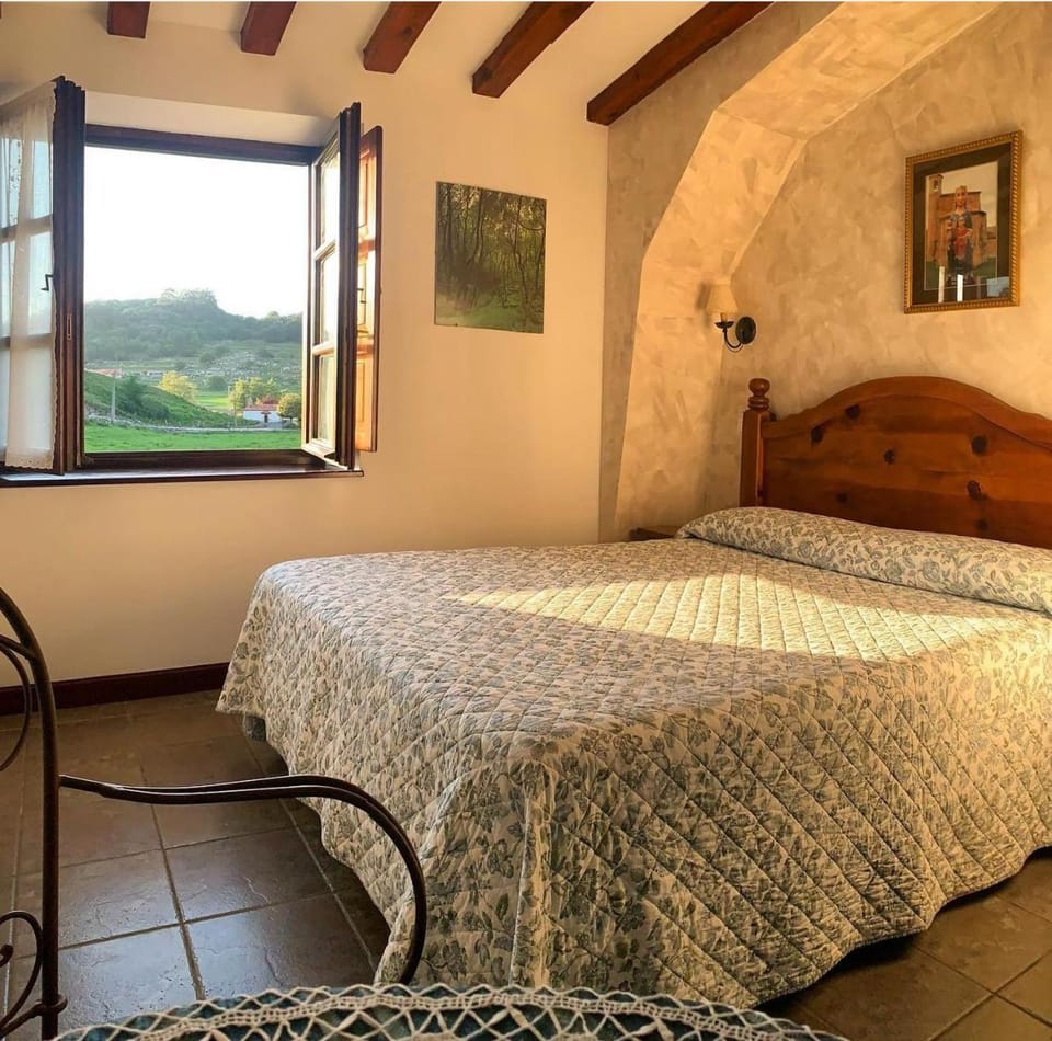 Posada La Roblera Country House in Western coast of Cantabria