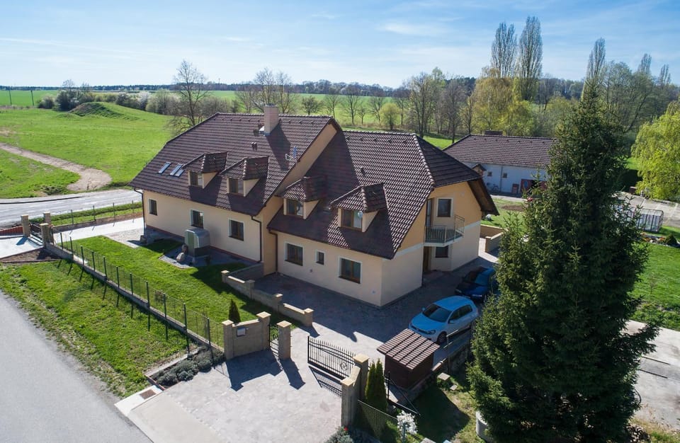 Property building, Bird's eye view