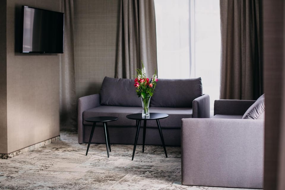 Seating area, Mountain view