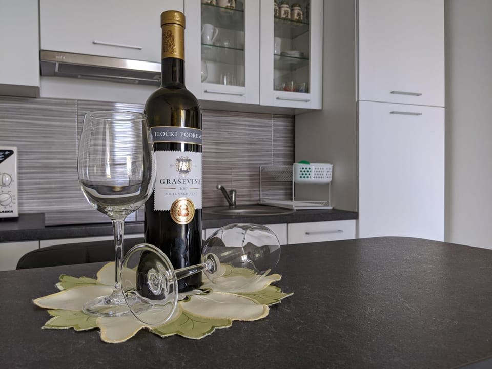 Kitchen or kitchenette, Drinks