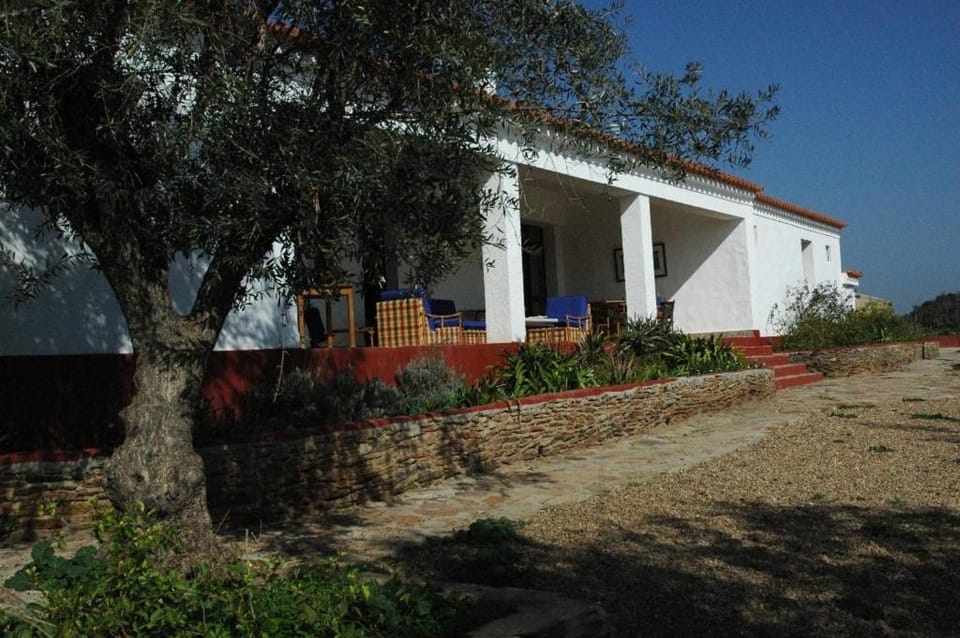 Herdade do Monte Outeiro - Turismo Rural Country House in Évora District, Portugal
