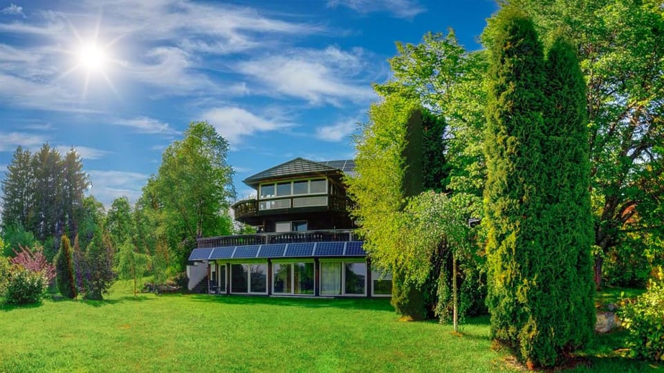 Property building, Garden
