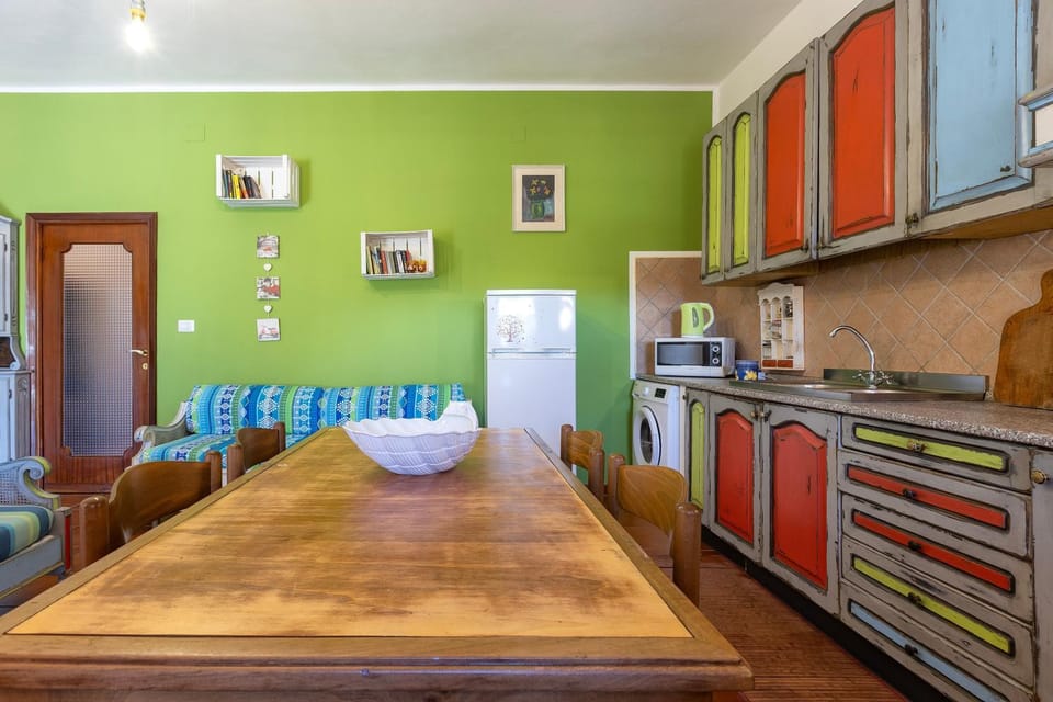 Casa Marina lu tuvaraggiu House in Sardinia