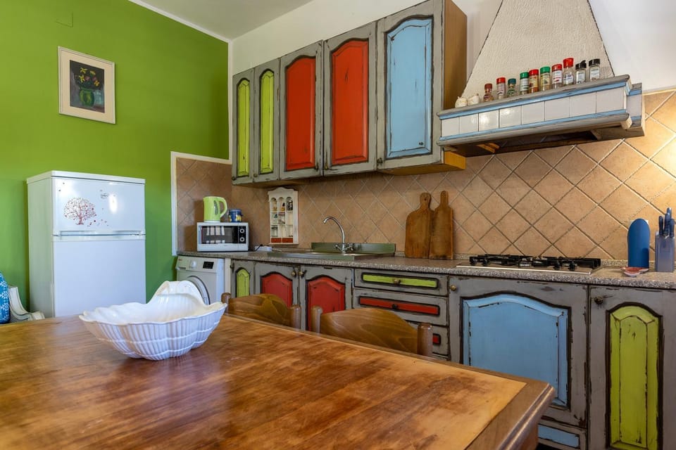 Casa Marina lu tuvaraggiu House in Sardinia