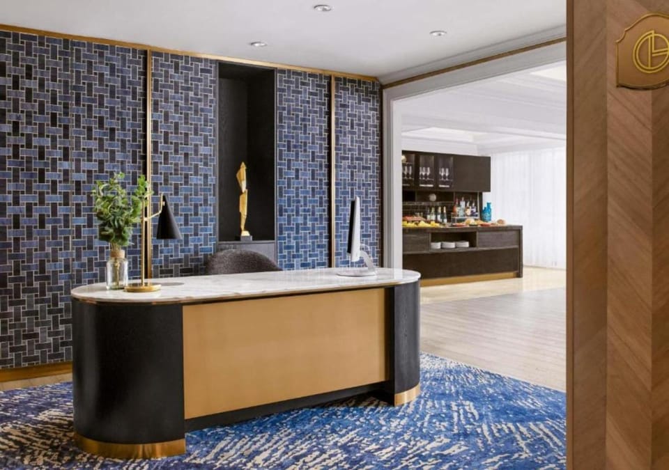 Property building, VIP