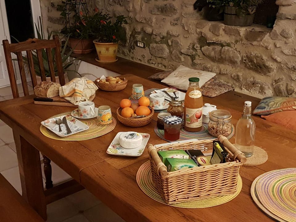Continental breakfast