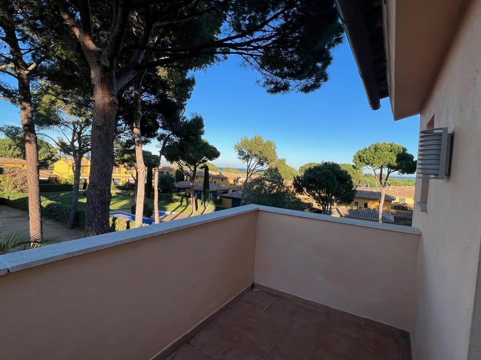View (from property/room), Balcony/Terrace