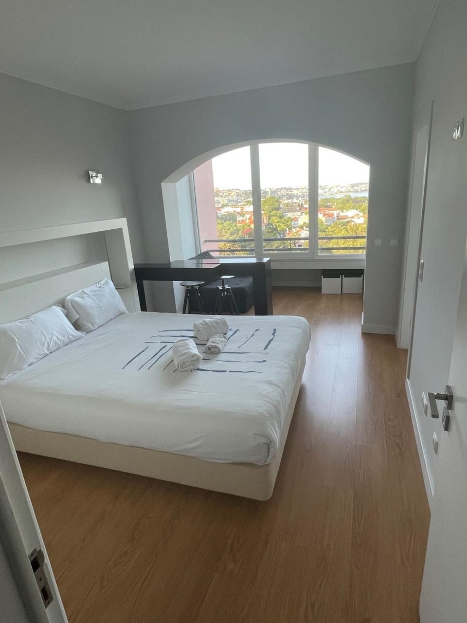 Bed, Photo of the whole room, Bedroom, wardrobe