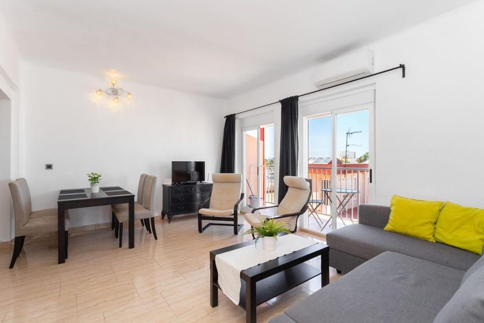 Ann's dream top floor with new lift! Apartment in San Pedro del Pinatar