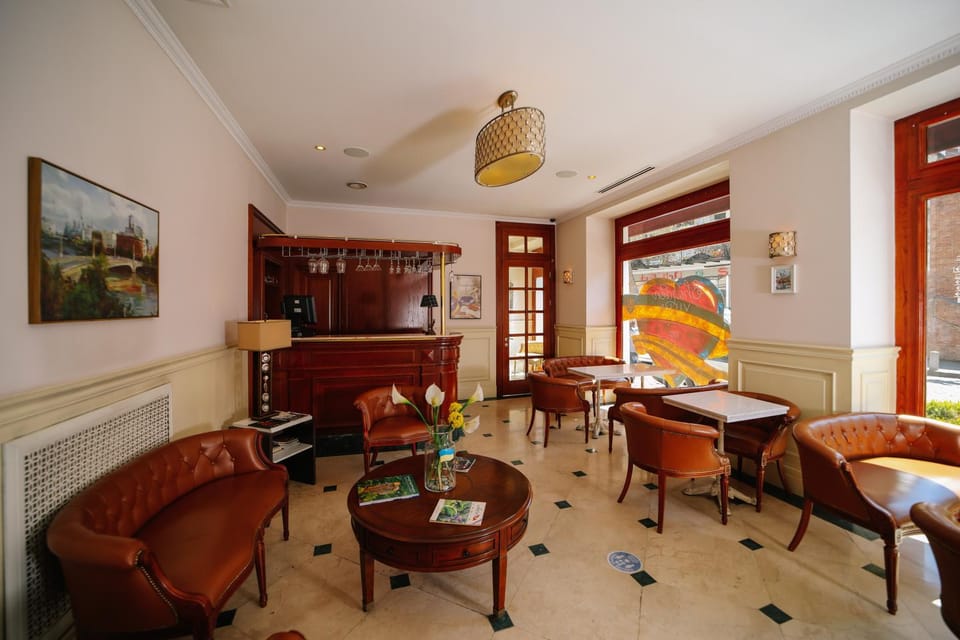 Lobby or reception, Seating area