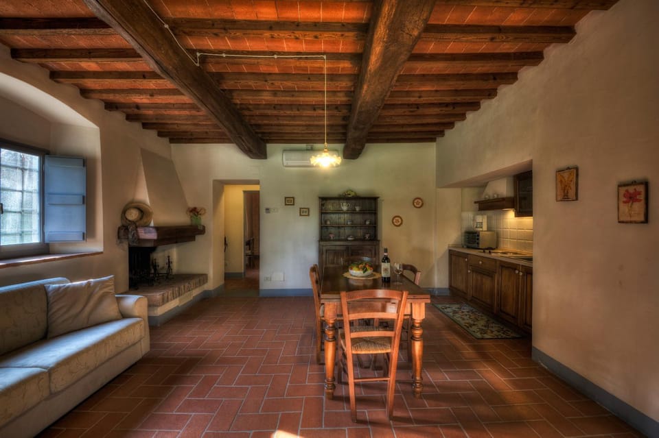 Living room, Dining area, kitchen