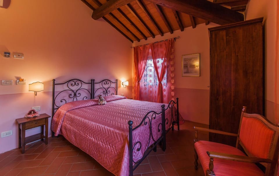Bed, View (from property/room), Photo of the whole room, Bedroom
