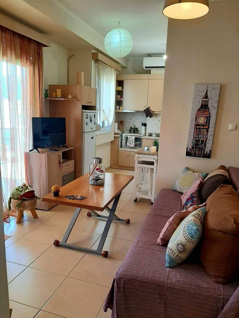 TV and multimedia, Living room, Seating area