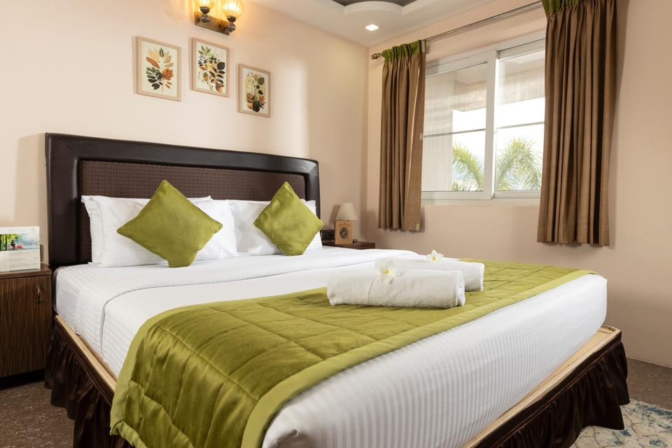 Bedroom, Garden view