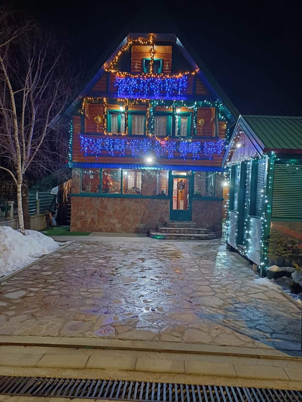 Property building, Night